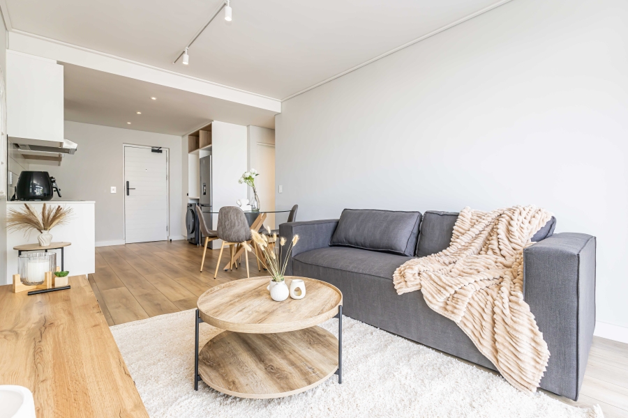 To Let 1 Bedroom Property for Rent in Sea Point Western Cape